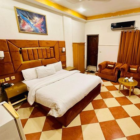 Fiesta Inn Hotel & Resorts Мултан Екстер'єр фото