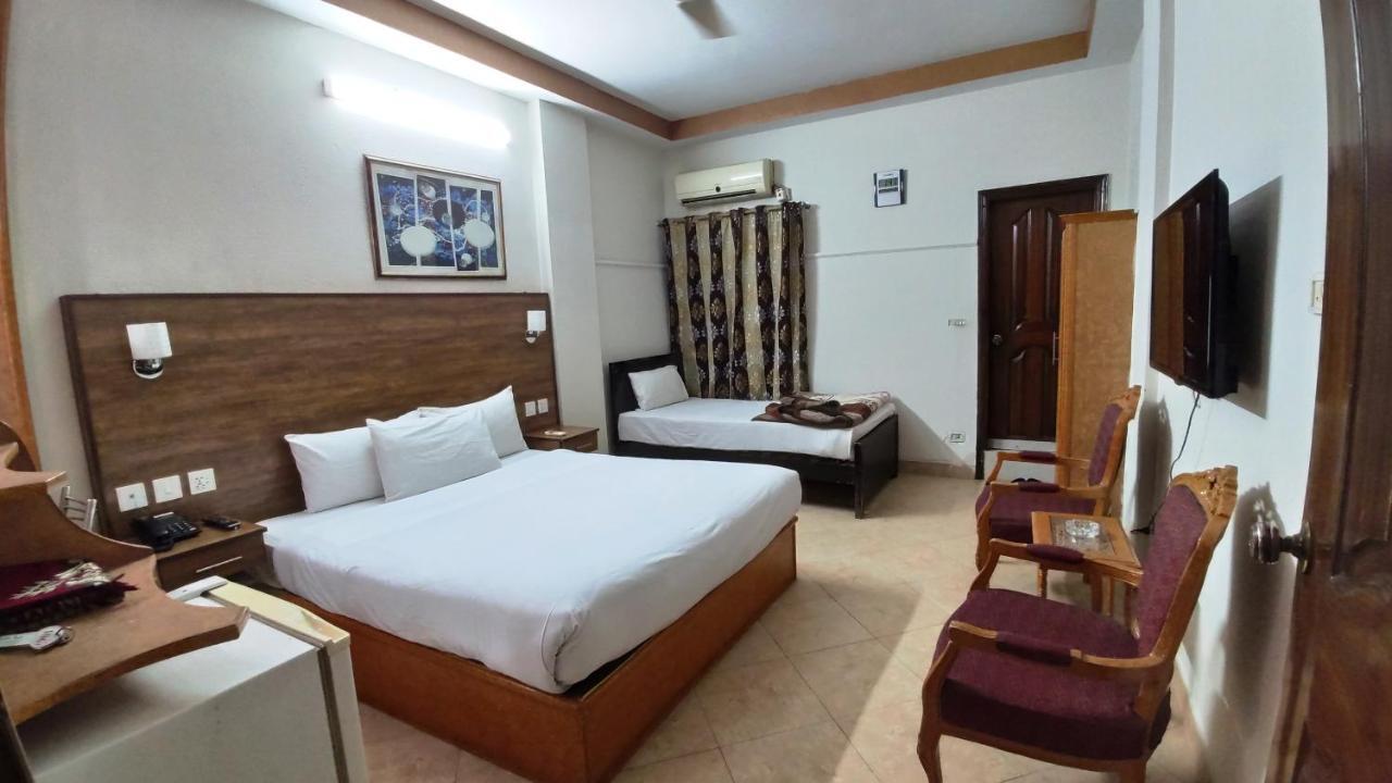Fiesta Inn Hotel & Resorts Мултан Екстер'єр фото